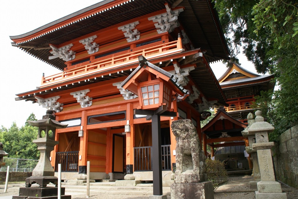 榎原神社（楼門）