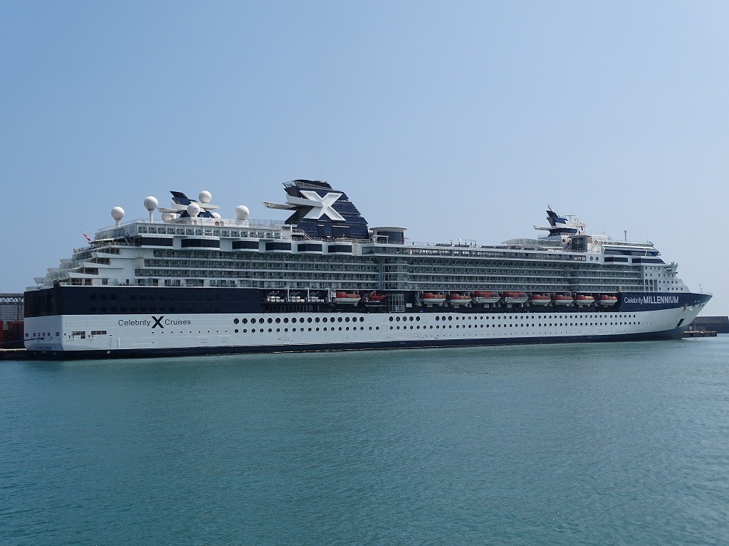 セレブリティ・ミレニアム（３）